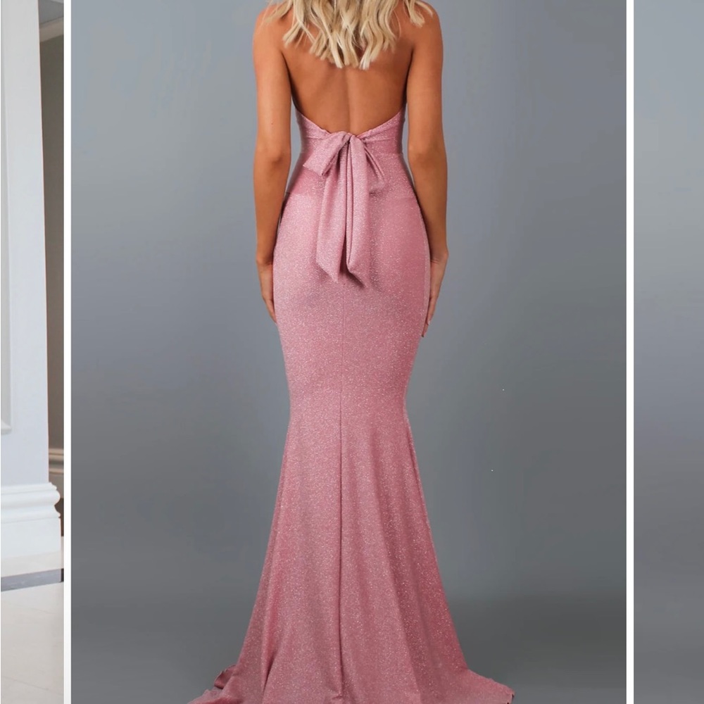 Studio minc prom dress fits sizes xxs-s, perfect condition and only worn once